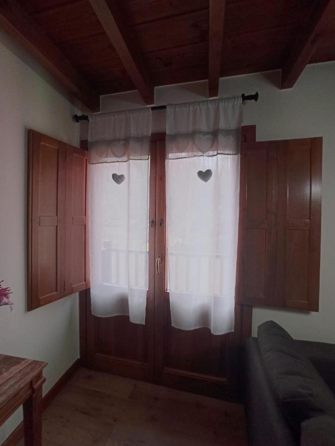 Villa Aromas De Corain à Onís Extérieur photo