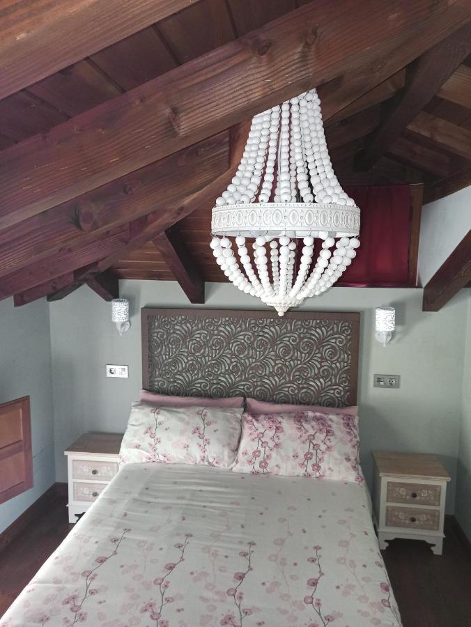 Villa Aromas De Corain à Onís Extérieur photo