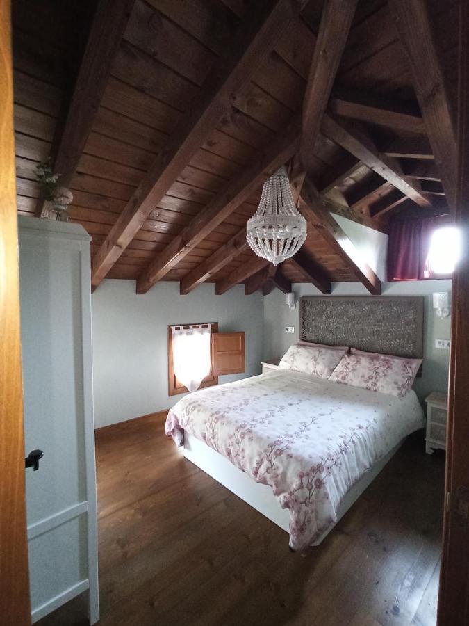 Villa Aromas De Corain à Onís Extérieur photo